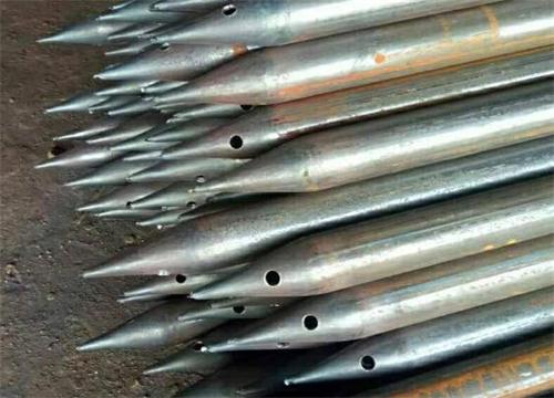 康乐隧道钢花管现货